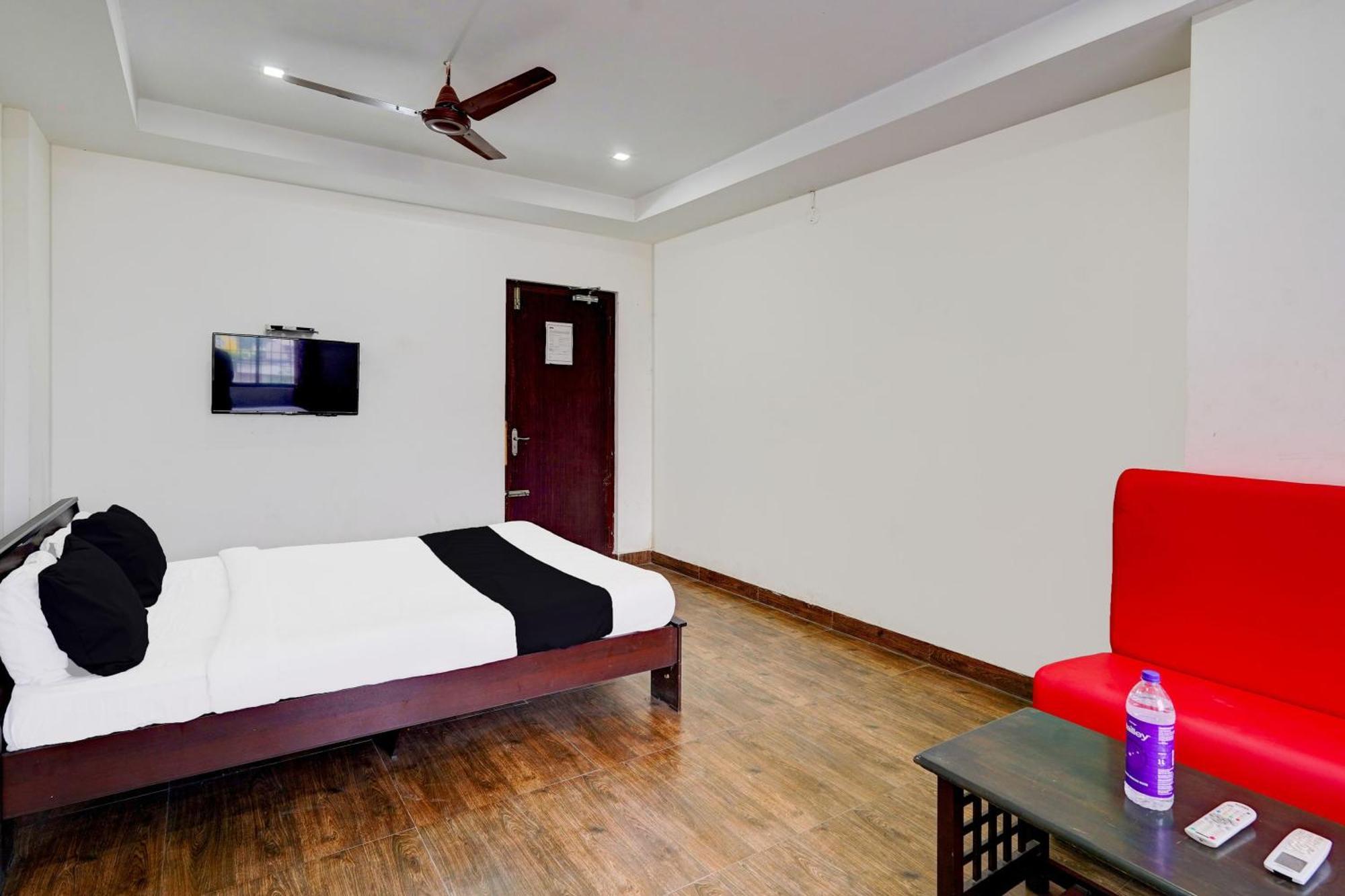 Hotel O Ambur Extérieur photo